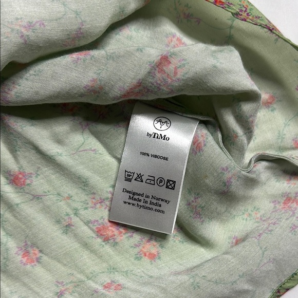 TIMO Rose Field Floral Cascade Ruffle Womens  Blouse Size M - Picture 4 of 8